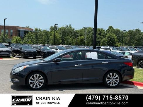 Used 2012 Hyundai Sonata SE FWD image 4