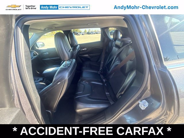 Used 2020 Jeep Cherokee Latitude Plus FWD image 32