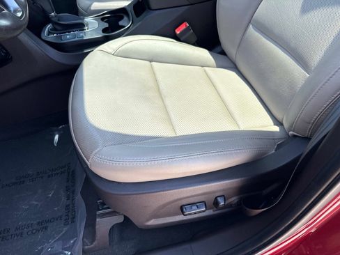 Used 2017 Hyundai Santa Fe Sport w/ 2.4L Tech Package 04 FWD image 21