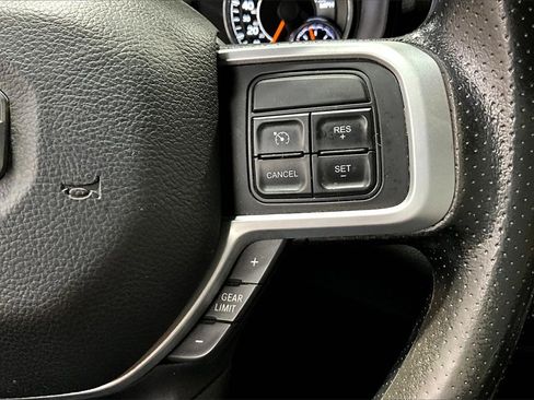 Used 2021 RAM 2500 Big Horn image 13