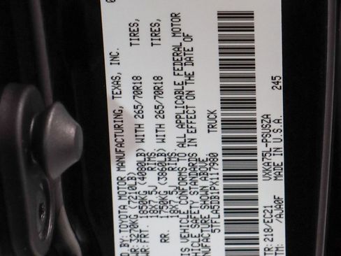 Used 2023 Toyota Tundra SR5 w/ SR5 Premium Package image 33