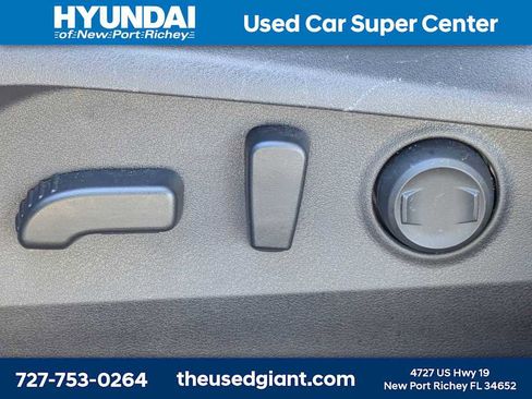 Used 2020 Subaru Outback Limited AWD/4WD image 23