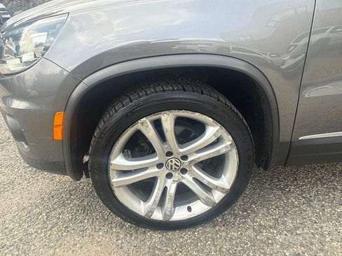 Used 2012 Volkswagen Tiguan S AWD/4WD image 10