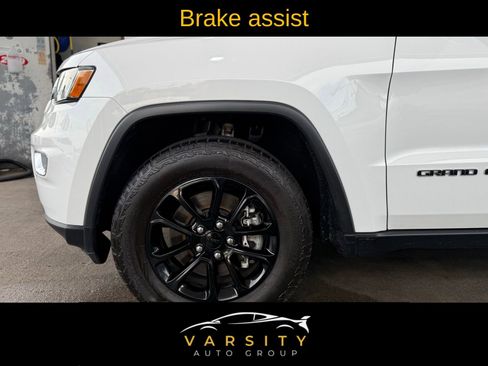 Used 2022 Jeep Grand Cherokee Laredo X AWD/4WD image 42