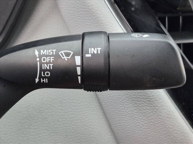 Used 2022 Toyota Corolla SE FWD image 14