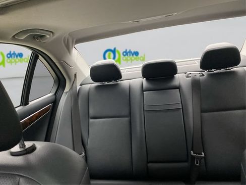 Used 2014 Mercedes-Benz C 300 4MATIC Sedan image 20