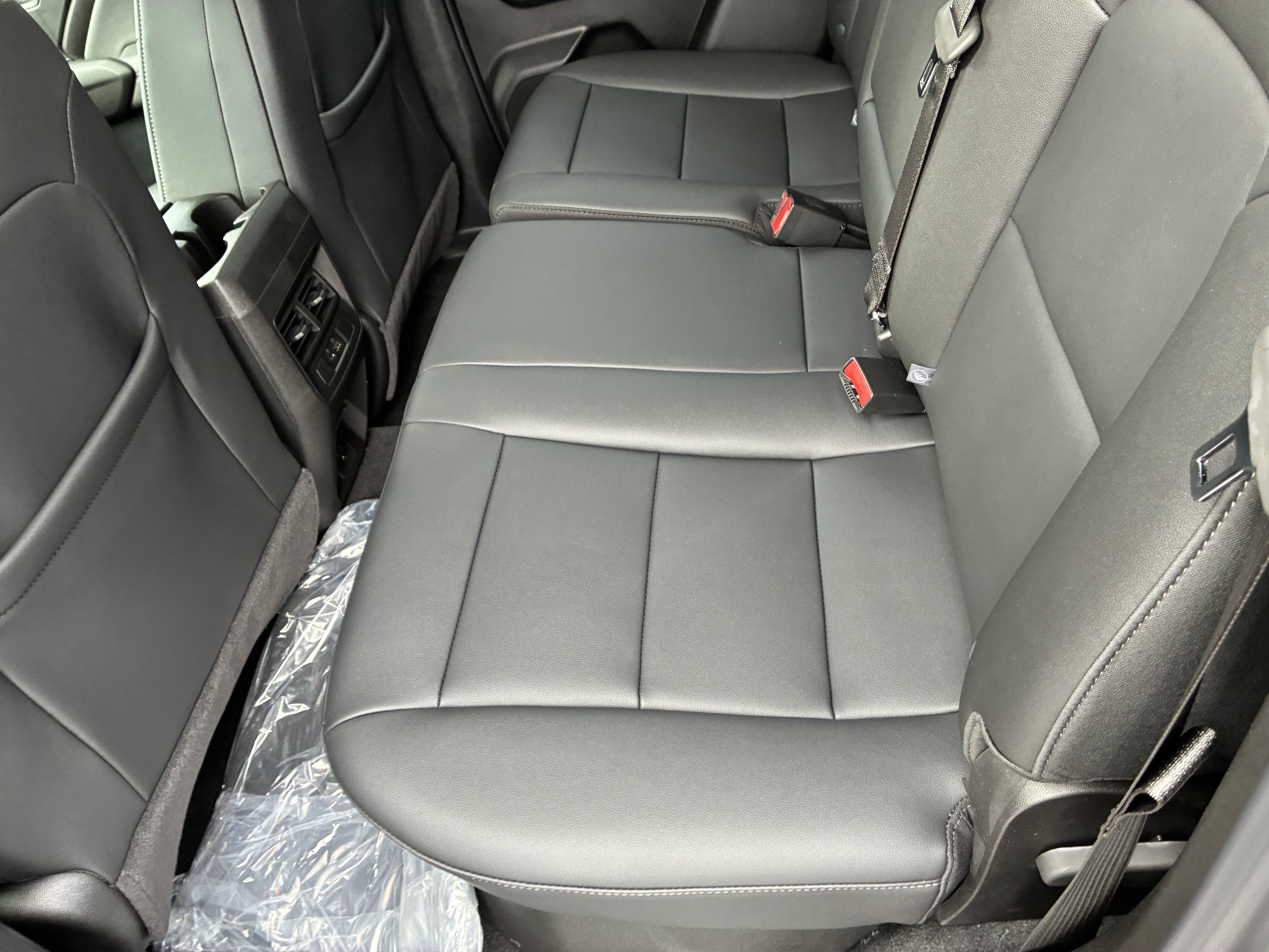 New 2026 Chevrolet Colorado LT w/ LT Convenience Package RWD image 15