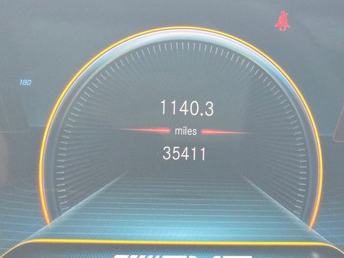 Used 2022 Mercedes-Benz CLA 35 AMG 4MATIC image 25