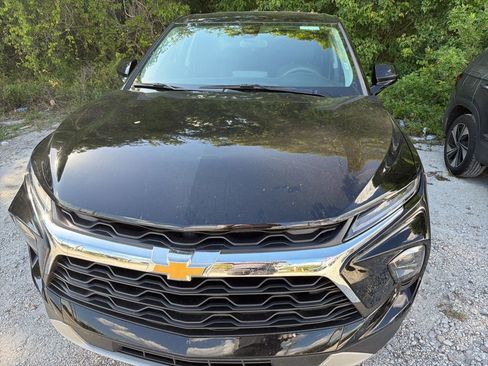 Used 2025 Chevrolet Blazer LT FWD image 5