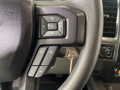 Used 2016 Ford F150 XLT image 14