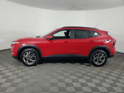 New 2026 Chevrolet Trax LT image 7