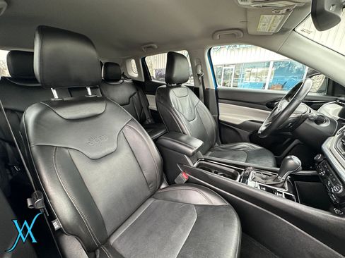 Used 2022 Jeep Compass Limited AWD/4WD image 17