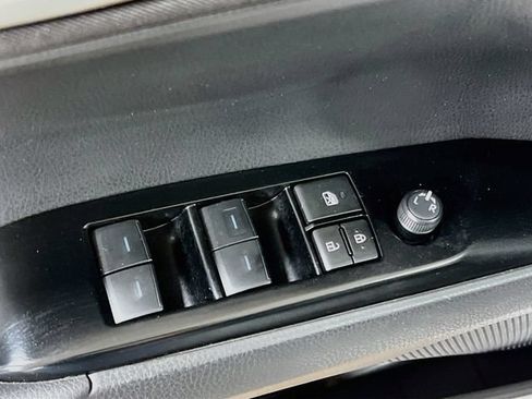 Used 2025 Toyota Camry LE w/ Convenience Package FWD image 17