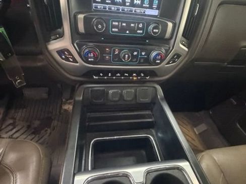 Used 2018 GMC Sierra 1500 SLT AWD/4WD image 17