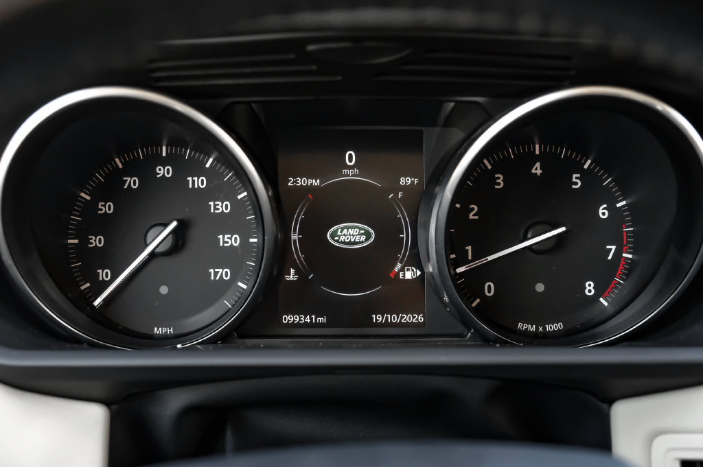 Used 2016 Land Rover Range Rover Sport HSE AWD/4WD image 18