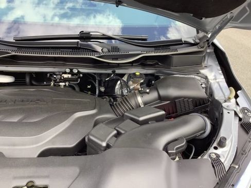 Used 2024 Honda Odyssey EX-L image 16