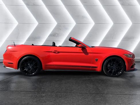 Used 2015 Ford Mustang Premium image 14