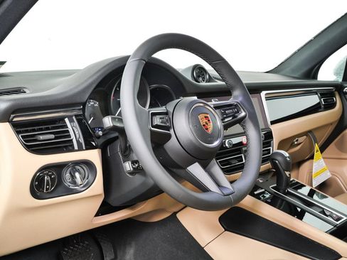 New 2026 Porsche Macan AWD/4WD image 11