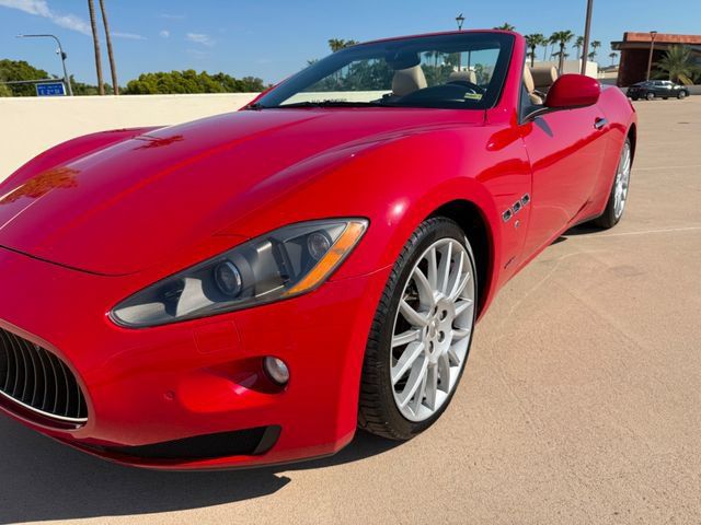 Used 2010 Maserati GranTurismo Convertible RWD image 6
