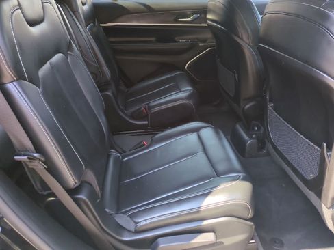 Certified 2021 Jeep Grand Cherokee L Limited AWD/4WD image 21
