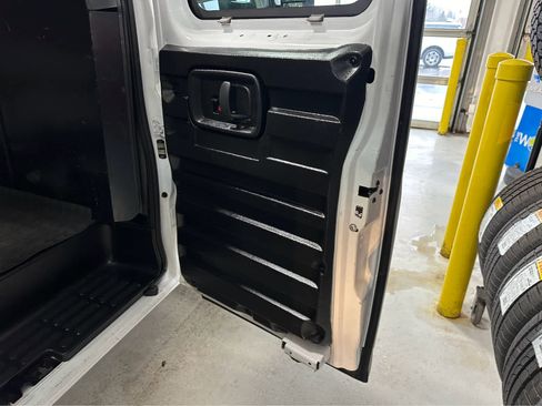Used 2024 GMC Savana 2500 w/ Driver Convenience Package image 24