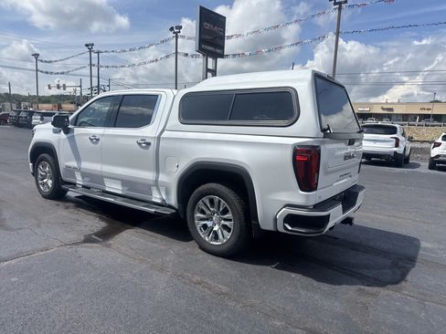 Used 2022 GMC Sierra 1500 Denali AWD/4WD image 6