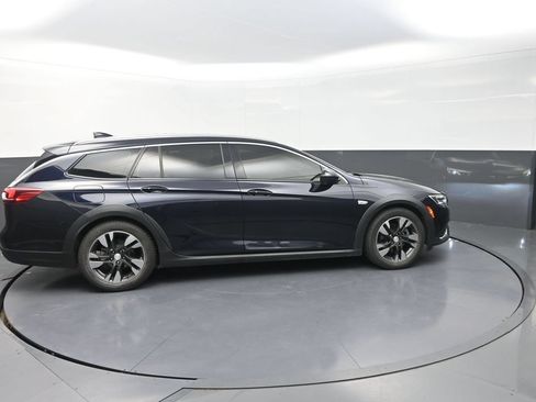 Used 2019 Buick Regal Preferred w/ Sights and Sounds Package AWD/4WD image 12