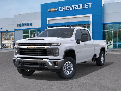 New 2026 Chevrolet Silverado 2500 LT w/ Safety Package AWD/4WD image 6