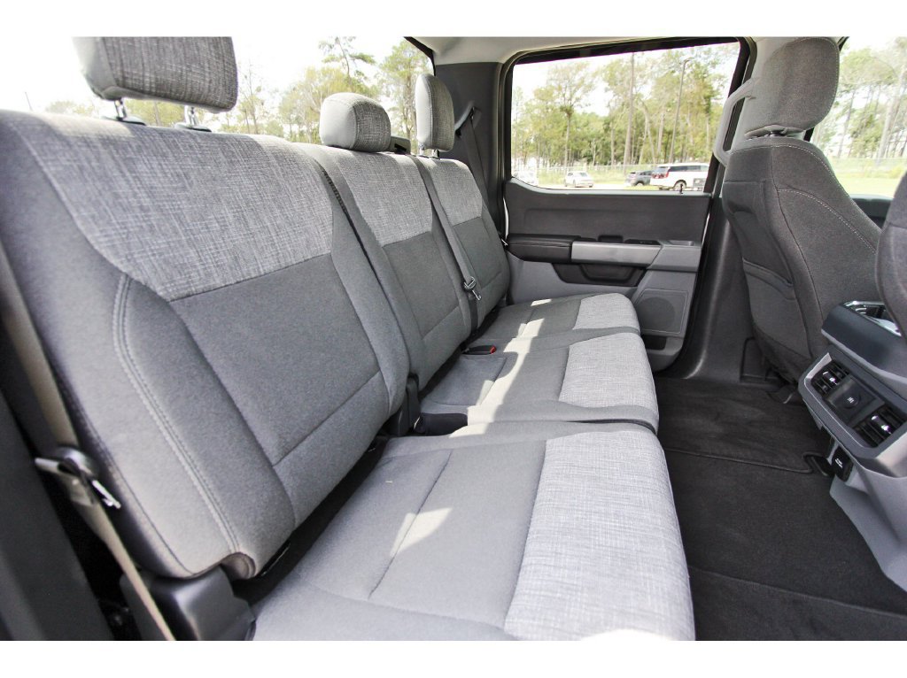 Certified 2024 Ford F250 XLT w/ FX4 Off-Road Package AWD/4WD image 15