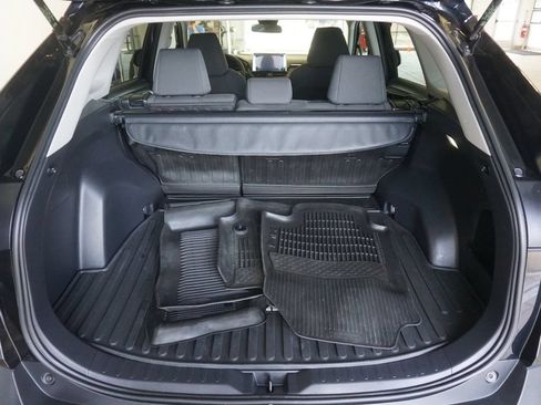 Used 2023 Toyota RAV4 LE AWD/4WD image 15