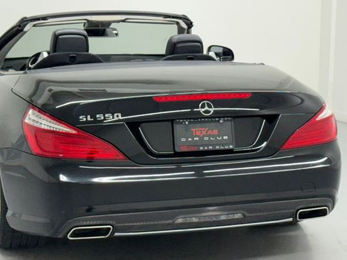 Used 2014 Mercedes-Benz SL 550 image 26