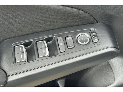 Used 2025 Honda Civic Sport image 12