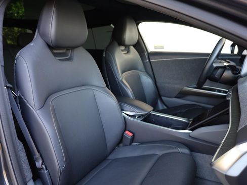 Used 2024 Lucid Air Touring AWD/4WD image 31