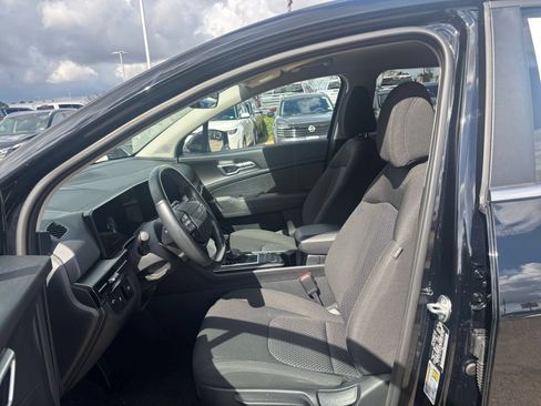 Used 2026 Kia Sportage LX FWD image 26
