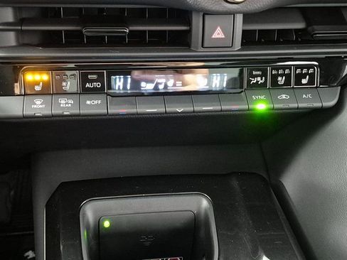 New 2026 Toyota Crown Platinum image 19