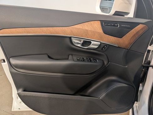 Used 2024 Volvo XC90 T8 Plus w/ Protection Package image 11