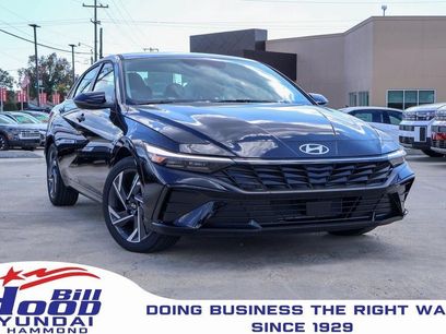 New 2026 Hyundai Elantra Limited w/ Cargo Package
