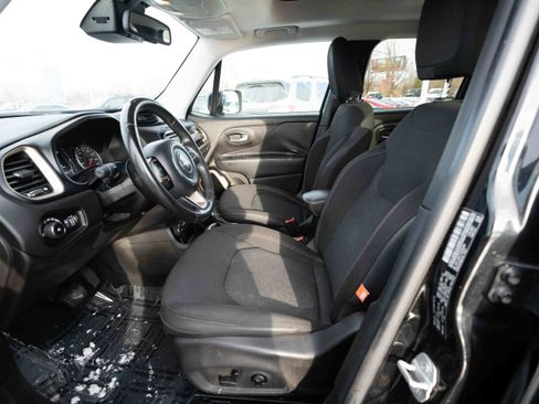 Used 2016 Jeep Renegade 75th Anniversary image 8