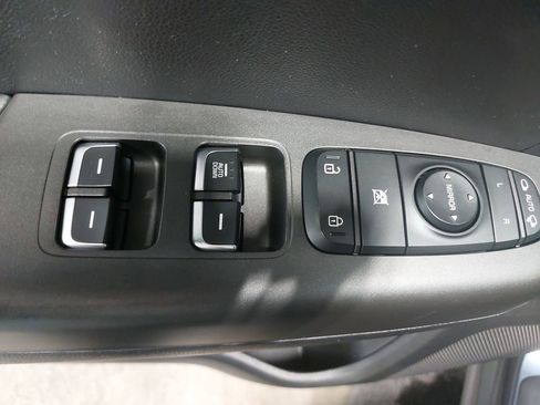 Used 2020 Kia Sportage LX w/ LX Popular Package AWD/4WD image 28