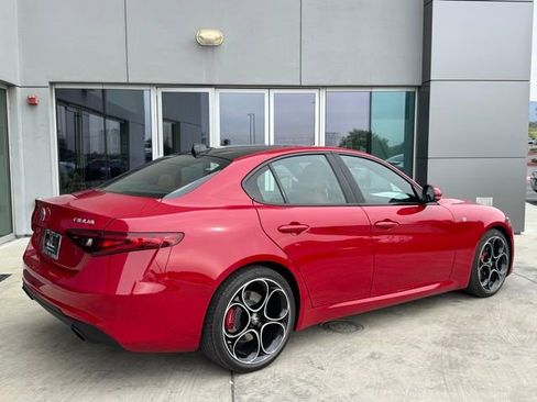 Used 2023 Alfa Romeo Giulia Ti w/ Active Assist Plus Package image 8