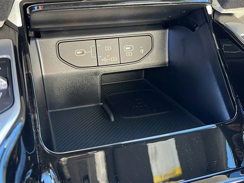 New 2026 Kia Sorento SX Prestige image 14