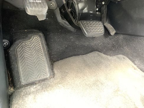 Used 2018 Toyota 4Runner SR5 Premium AWD/4WD image 17