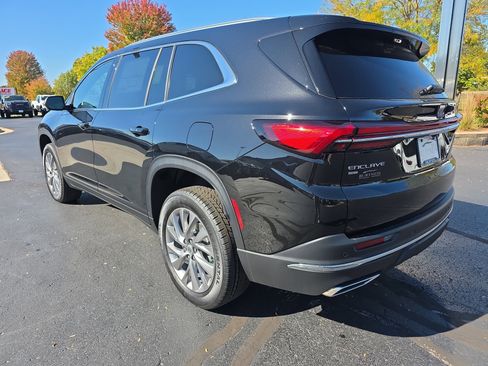 New 2026 Buick Enclave Preferred w/ Power Package image 10