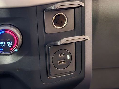 Used 2023 Ford F150 XLT w/ Trailer Tow Package image 27