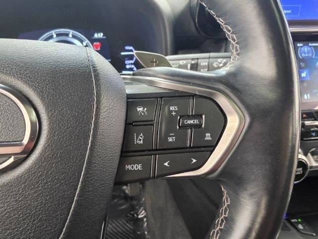 Used 2023 Lexus LX 600 4WD w/ Appearance Package image 18