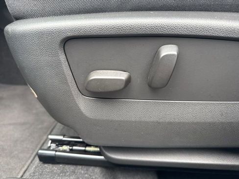 Used 2023 Buick Envision Essence w/ Sport Touring Package image 17