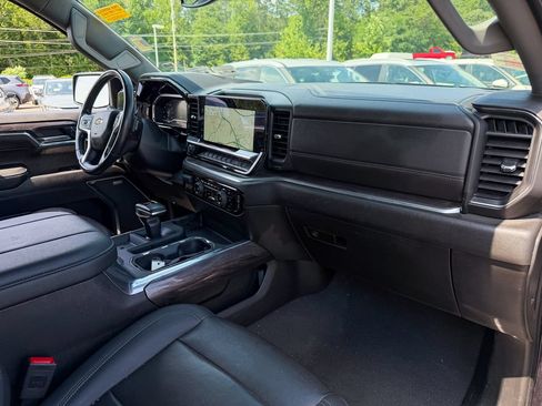 Used 2023 Chevrolet Silverado 1500 LTZ AWD/4WD image 11