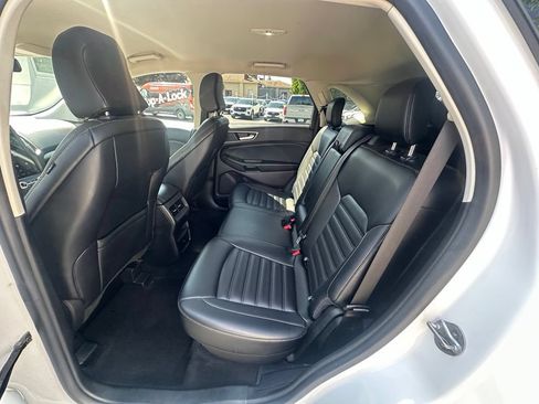 Used 2024 Ford Edge SEL AWD/4WD image 11