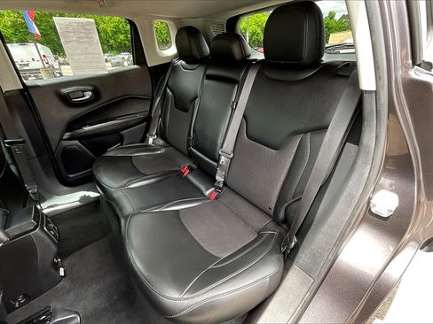 Used 2020 Jeep Compass Latitude image 25