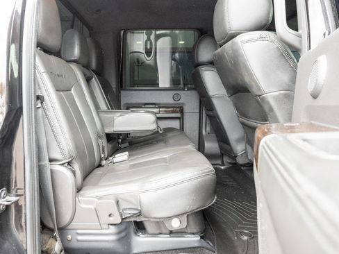 Used 2014 Ford F250 Platinum AWD/4WD image 19